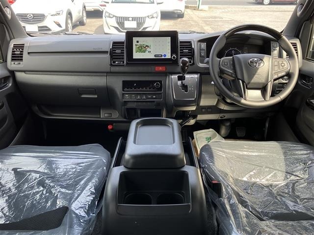 Toyota HIACE VAN 2026 7428948-14