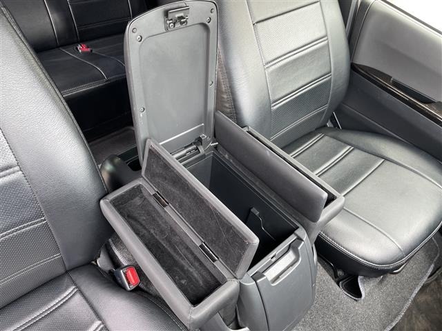 Toyota HIACE VAN 2018 7428952-11