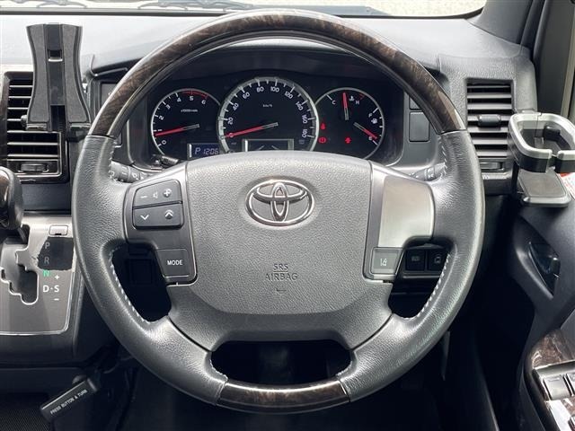 Toyota HIACE VAN 2018 7428952-14
