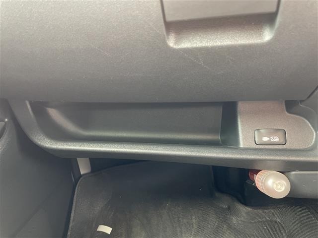 Toyota HIACE VAN 2018 7428952-2