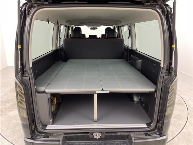 Toyota HIACE VAN 2018 7428953-11