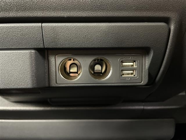 Toyota HIACE VAN 2018 7428953-8
