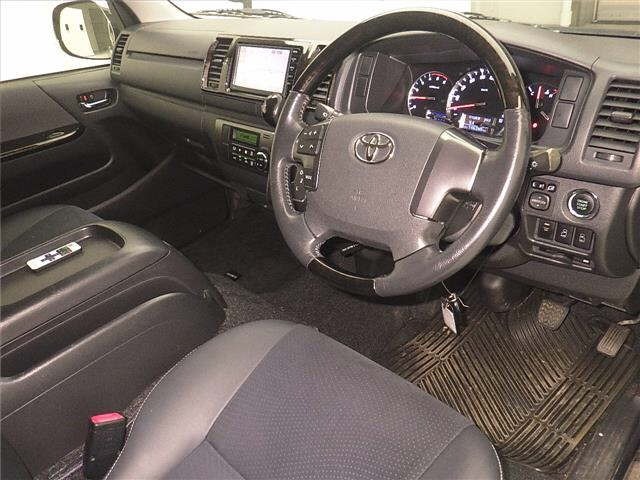Toyota HIACE VAN 2015 7428991-3