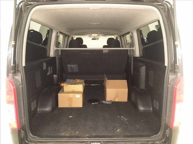Toyota HIACE VAN 2015 7428999-7