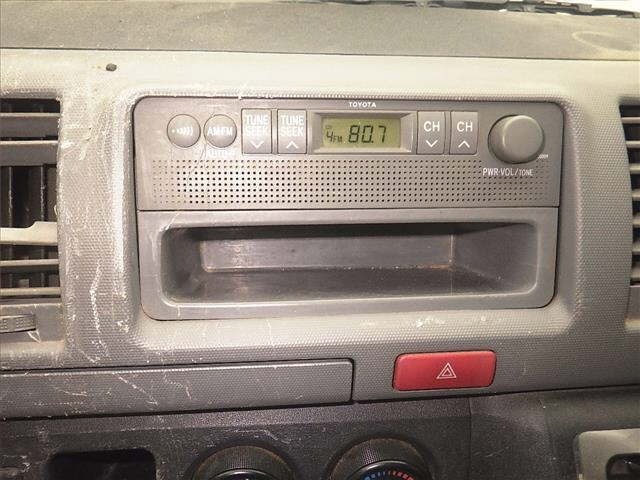 Toyota HIACE VAN 2013 7429017-6