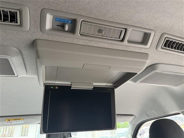 Toyota HIACE WAGON 2018 7429912-16