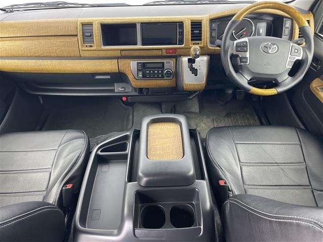 Toyota HIACE WAGON 2023 7429915-15