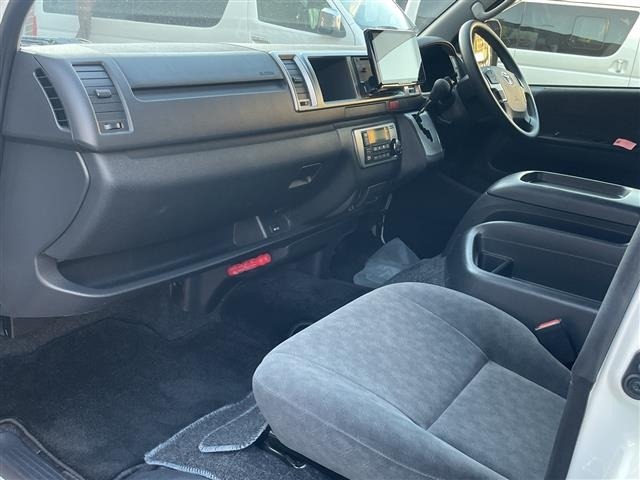 Toyota HIACE WAGON 2023 7429916-12