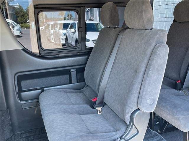 Toyota HIACE WAGON 2022 7429929-15