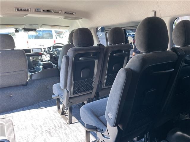 Toyota HIACE WAGON 2022 7429929-16