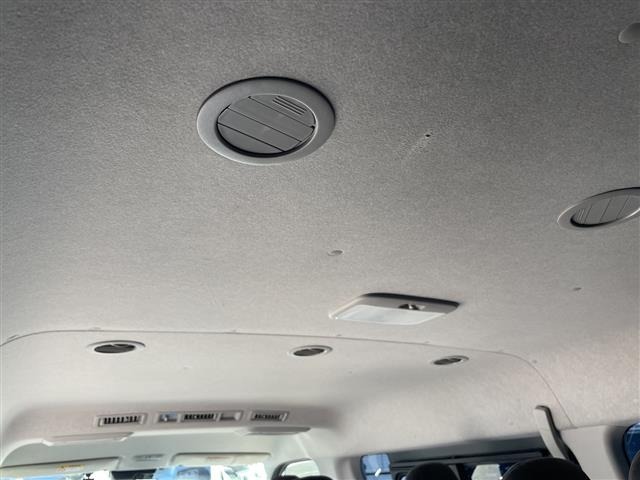 Toyota HIACE WAGON 2022 7429929-19