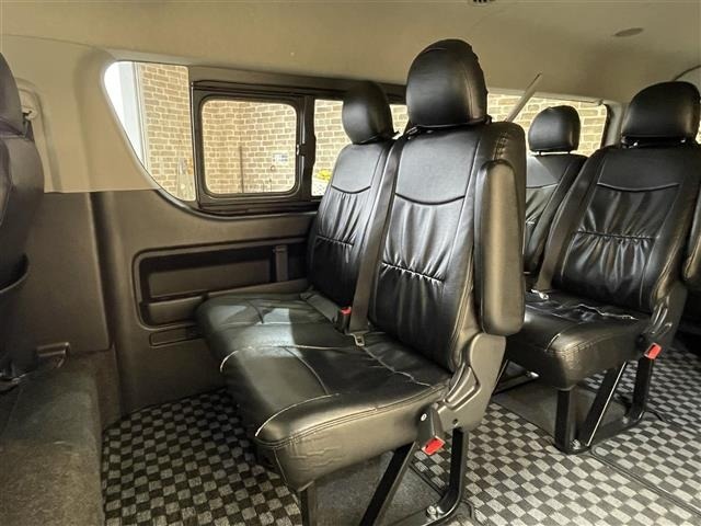 Toyota HIACE WAGON 2016 7429930-4
