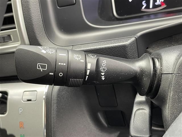 Toyota HIACE WAGON 2023 7429934-10