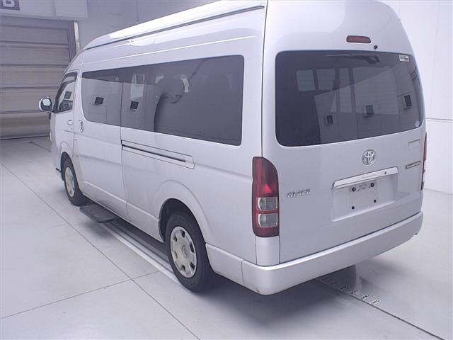 Toyota HIACE WAGON 2013 7429939-1