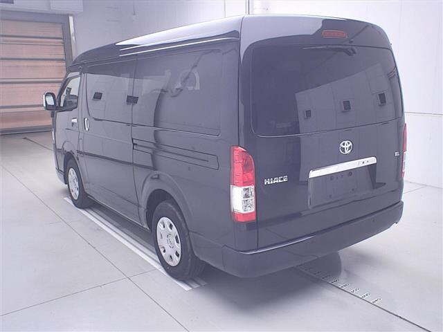 Toyota HIACE WAGON 2022 7429943-1
