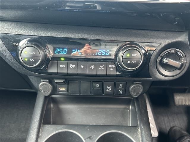 Toyota HILUX 2024 7426312-1
