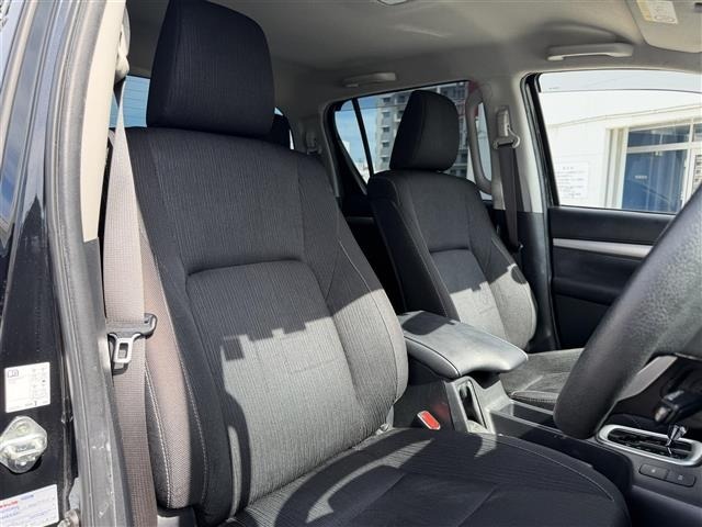 Toyota HILUX 2021 7426313-9