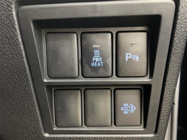 Toyota HILUX 2021 7426316-4