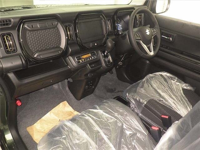 Suzuki HUSTLER 2025 7424301-4