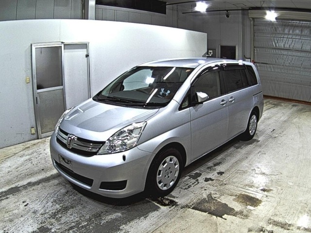 Toyota ISIS 2014 7428106-4