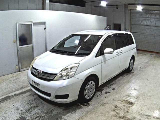 Toyota ISIS 2012 7428107-4