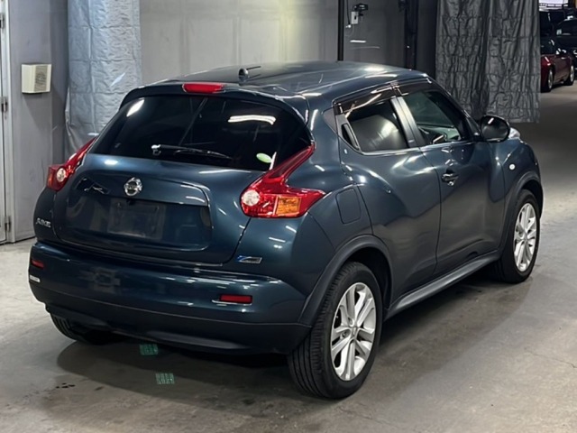 Nissan JUKE 2011 7428059-5