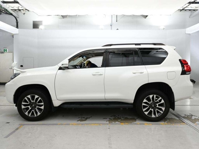 Toyota LAND CRUISER PRADO 2021 7428423-4