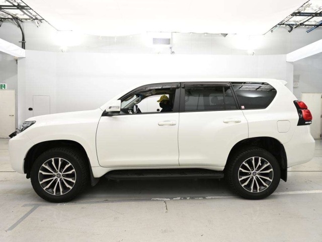 Toyota LAND CRUISER PRADO 2018 7428424-4