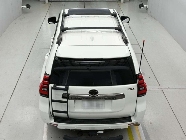 Toyota LAND CRUISER PRADO 2022 7428425-8