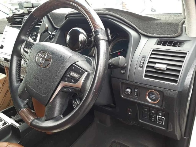 Toyota LAND CRUISER PRADO 2022 7428425-9