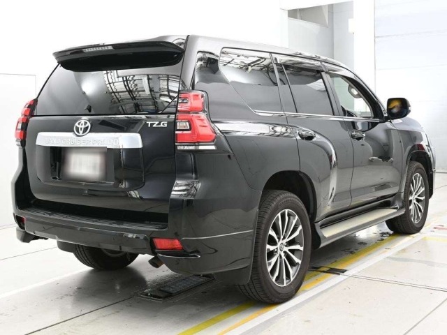 Toyota LAND CRUISER PRADO 2018 7428449-1