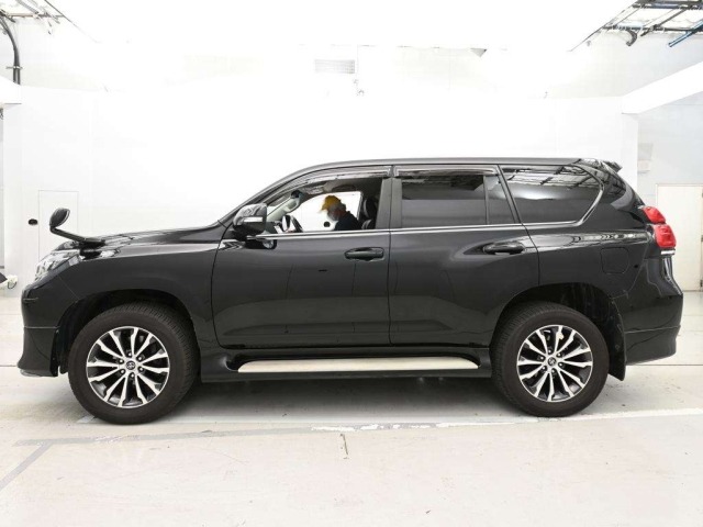 Toyota LAND CRUISER PRADO 2018 7428449-4