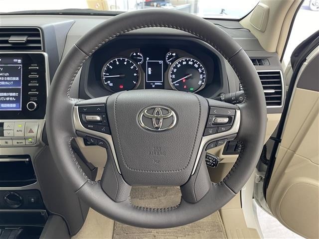 Toyota LAND CRUISER PRADO 2023 7428584-3