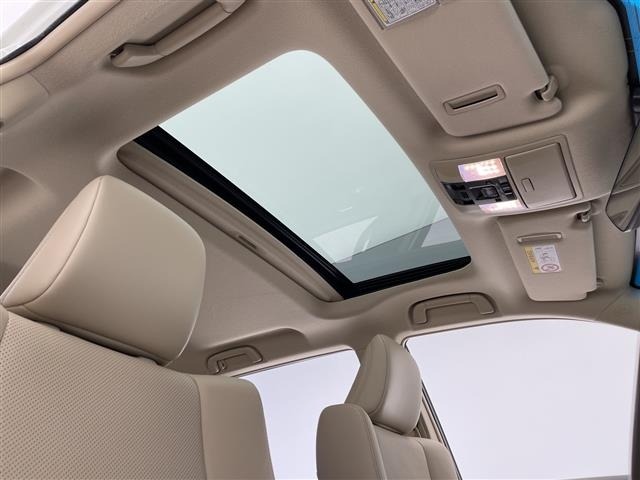 Toyota LAND CRUISER PRADO 2023 7428614-17