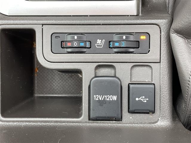 Toyota LAND CRUISER PRADO 2023 7428614-2