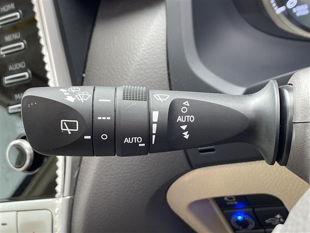 Toyota LAND CRUISER PRADO 2023 7428614-7