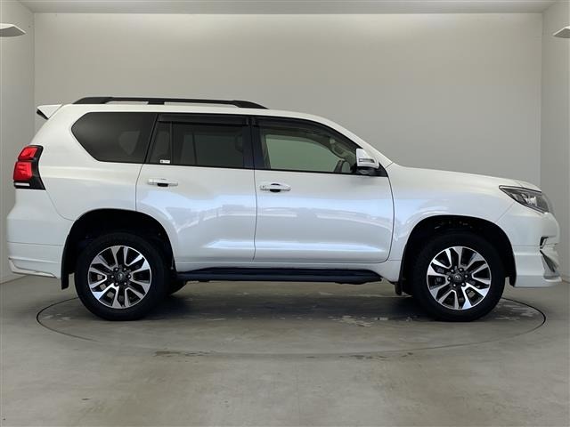 Toyota LAND CRUISER PRADO 2023 7428617-4