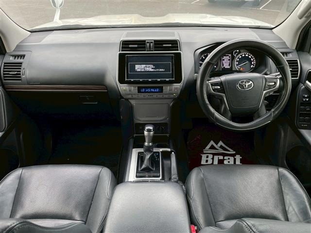 Toyota LAND CRUISER PRADO 2017 7428620-18