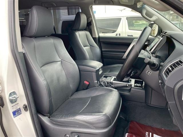 Toyota LAND CRUISER PRADO 2017 7428620-6