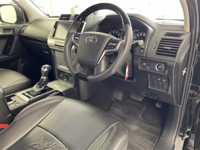 Toyota LAND CRUISER PRADO 2017 7428623-2