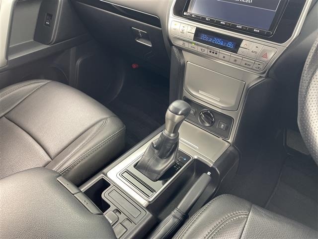 Toyota LAND CRUISER PRADO 2017 7428623-3