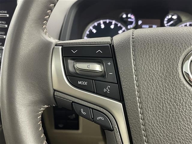 Toyota LAND CRUISER PRADO 2023 7428629-7
