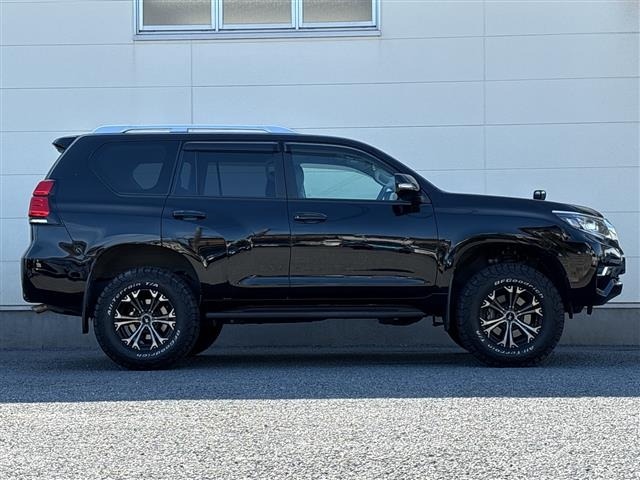 Toyota LAND CRUISER PRADO 2022 7428641-4