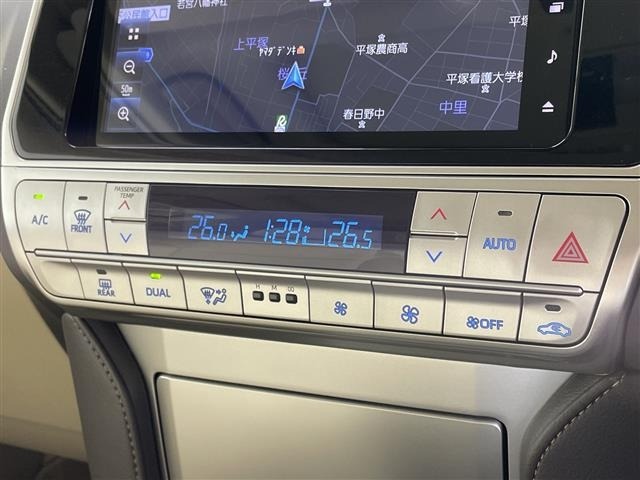 Toyota LAND CRUISER PRADO 2023 7428657-12