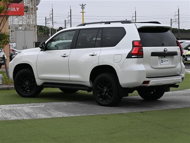 Toyota LAND CRUISER PRADO 2023 7428658-14