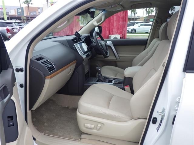 Toyota LAND CRUISER PRADO 2023 7428658-21