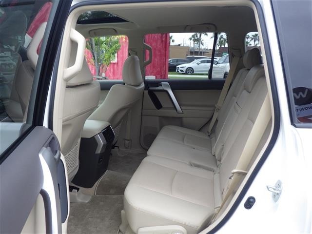 Toyota LAND CRUISER PRADO 2023 7428658-23