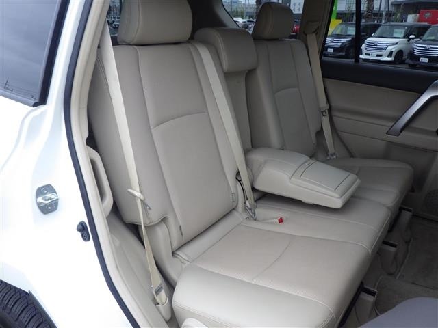 Toyota LAND CRUISER PRADO 2023 7428658-4