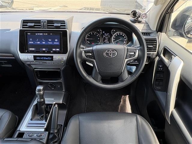 Toyota LAND CRUISER PRADO 2020 7428659-4