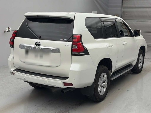 Toyota LAND CRUISER PRADO 2023 7428662-1